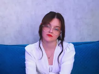 udelabirchfield's Live Sex Cam Show