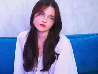 udelabirchfield's Live Sex Cam Show