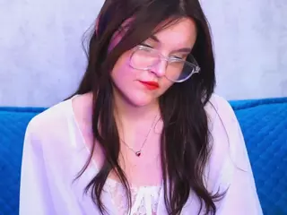 udelabirchfield's Live Sex Cam Show
