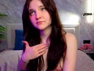udelabirchfield's Live Sex Cam Show