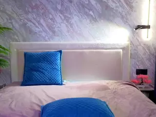 udelabirchfield's Live Sex Cam Show