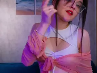 udelabirchfield's Live Sex Cam Show
