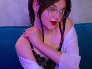 udelabirchfield's Live Sex Cam Show