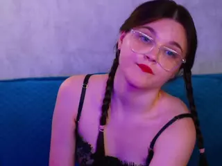 udelabirchfield's Live Sex Cam Show