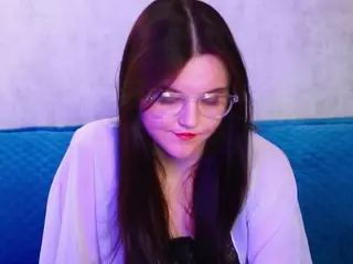 udelabirchfield's Live Sex Cam Show