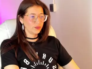 Antonellaa-3's Live Sex Cam Show