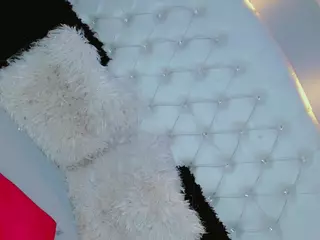 CamiiGarcia's Live Sex Cam Show