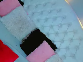 CamiiGarcia's Live Sex Cam Show