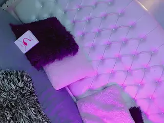 CamiiGarcia's Live Sex Cam Show