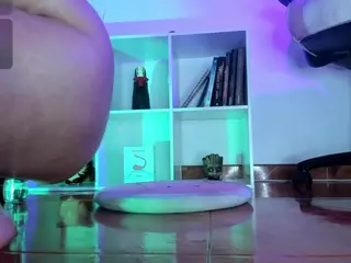 gabymiller22's Live Sex Cam Show