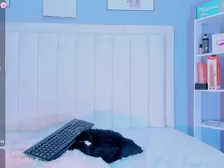 Tiana-Glowxxx's Live Sex Cam Show