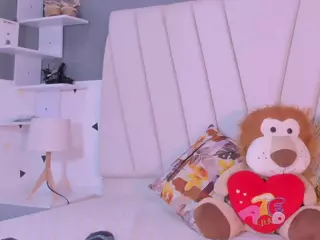 Tiana-Glowxxx's Live Sex Cam Show
