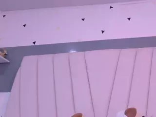 Tiana-Glowxxx's Live Sex Cam Show