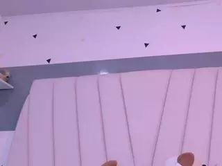 Tiana-Glowxxx's Live Sex Cam Show