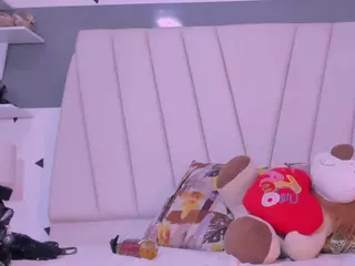 Tiana-Glowxxx's Live Sex Cam Show