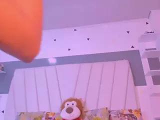 Tiana-Glowxxx's Live Sex Cam Show