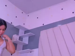 Tiana-Glowxxx's Live Sex Cam Show