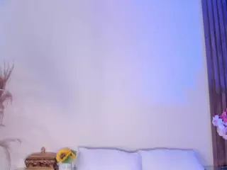 Alison Moon's Live Sex Cam Show