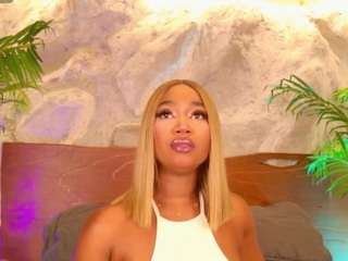 Live cam show with Alison Moon