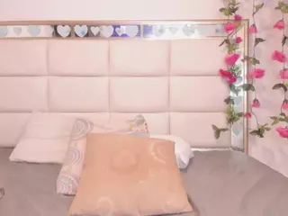 Joy-Firestone's Live Sex Cam Show