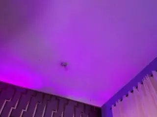 scarlethit's Live Sex Cam Show