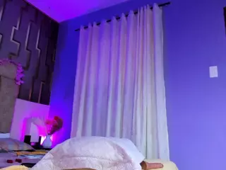 scarlethit's Live Sex Cam Show