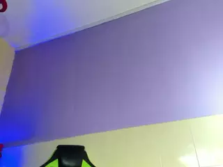 scarlethit's Live Sex Cam Show