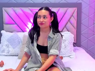 VilotetRousseX's Live Sex Cam Show