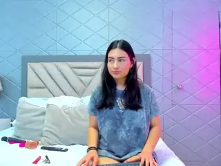 VilotetRousseX's Live Sex Cam Show