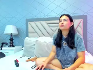VilotetRousseX's Live Sex Cam Show