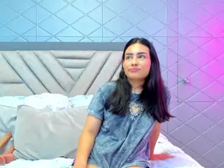 VilotetRousseX's Live Sex Cam Show