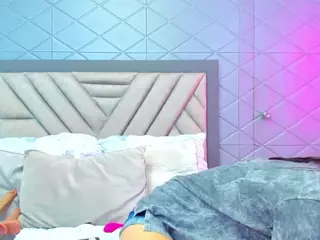 VilotetRousseX's Live Sex Cam Show