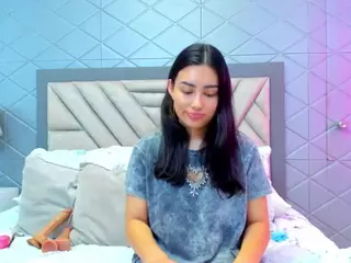 VilotetRousseX's Live Sex Cam Show
