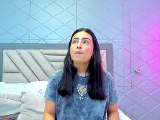 VilotetRousseX's Live Sex Cam Show