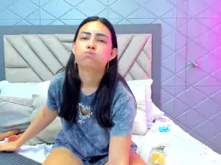 VilotetRousseX's Live Sex Cam Show