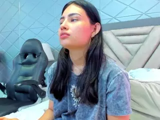 VilotetRousseX's Live Sex Cam Show