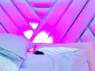 VilotetRousseX's Live Sex Cam Show