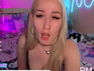 BunnyOfLovess's Live Sex Cam Show