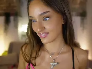 ClaraMia's Live Sex Cam Show