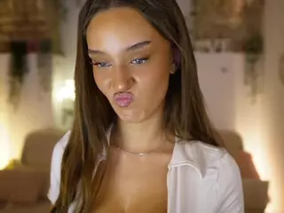 ClaraMia's Live Sex Cam Show