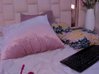 talia russel's Live Sex Cam Show