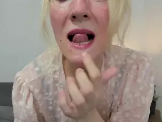 MargaretExperienced's Live Sex Cam Show