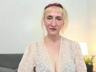 MargaretExperienced's Live Sex Cam Show