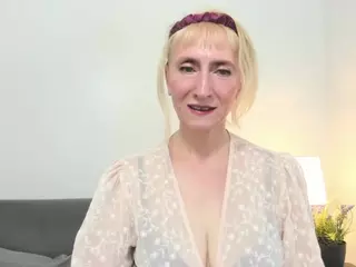 MargaretExperienced's Live Sex Cam Show