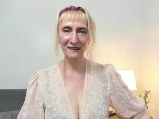 MargaretExperienced's Live Sex Cam Show