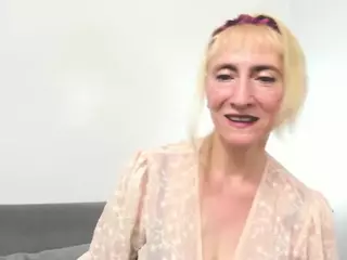 MargaretExperienced's Live Sex Cam Show
