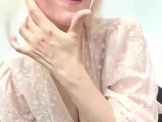 MargaretExperienced's Live Sex Cam Show