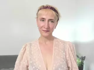 MargaretExperienced's Live Sex Cam Show