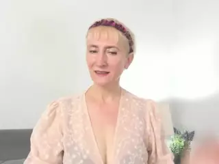 MargaretExperienced's Live Sex Cam Show