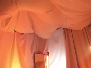 VeraCastro1's Live Sex Cam Show
